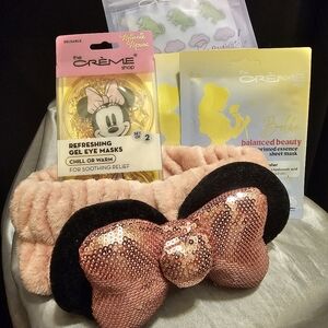 The Crème Shop Minnie Mouse And Princess Spa Set